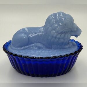 Westmoreland Milk Glass Lion On Nest Cobalt Blue Trinket / Candy Dish Rare